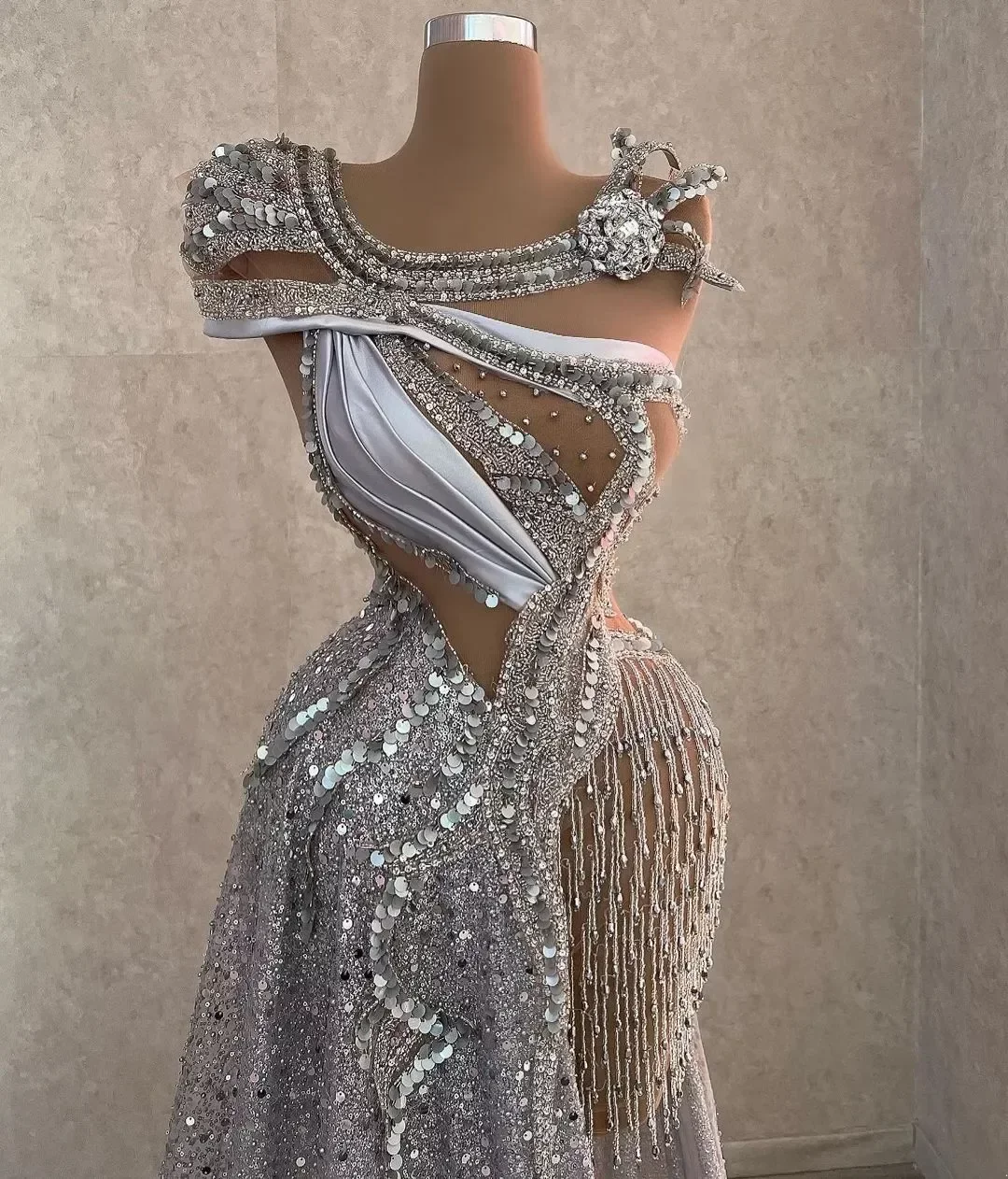 Arabic NEW Aso Ebi Sparkly Sier Urious Prom Dresses Beaded Crystals Evening Formal Party Second Reception Birthday Engagement Gowns Dress