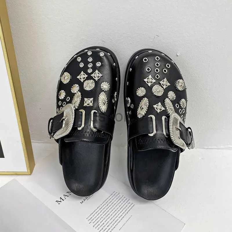 Slippers Slippers Summer Women Slippers Platform Punk Rock Leather Mules Creative Metal Fittings Casual Party Shoes Female Outdoor Slides T221209 J0612, Black
Slippers Slippers Summer Women Slippers Platform Punk Rock Leather Mules Creative Metal Fittings Casual Party Shoes Female Outdoor Slides T221209 J0612, Black