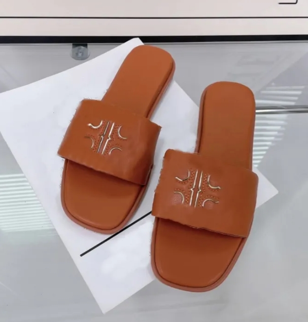 Designer cuscinetto piscina muli donne sandali sandali a comfort piatto muli imbottiti cinghie anteriori delle pannelli alla moda di stile facile da sfilare, White
Designer cuscinetto piscina muli donne sandali sandali a comfort piatto muli imbottiti cinghie anteriori delle pannelli alla moda di stile facile da sfilare, White