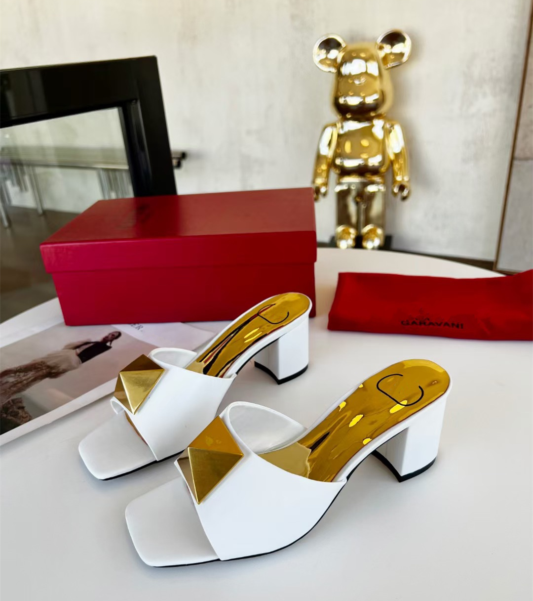 Women luxury slides Slippers Summer Flat fashion Slipper 5CM high-heeled sandals beach woman Big head Slippers Size 35-41