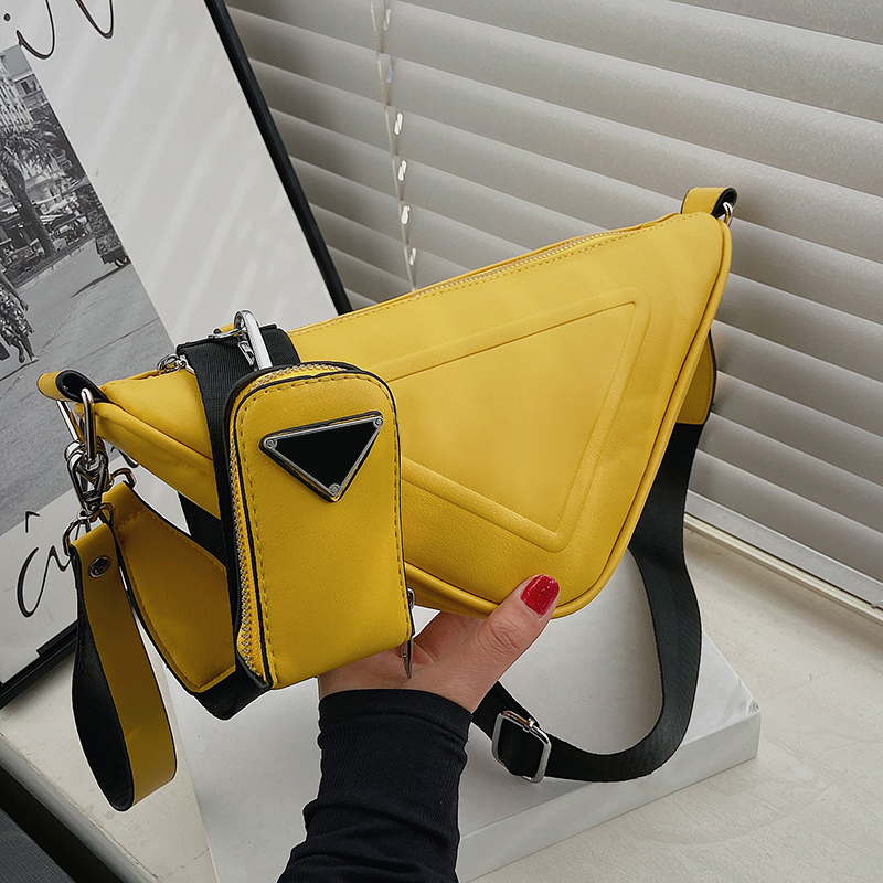 High quality fashion Luxury bag womens Genuine leather Designer tote canvas Shoulder bag mens Cross Body hand bags Clutch bag zipper triangle Letter flap wallet, Black
High quality fashion Luxury bag womens Genuine leather Designer tote canvas Shoulder bag mens Cross Body hand bags Clutch bag zipper triangle Letter flap wallet, Black