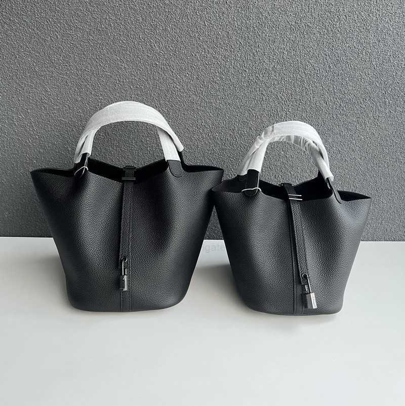 Designer Handbag Picotin Lock Cargo 2023h Togo Top Layer Cowhide Vegetable Basket Leather Bucket Bag Pure Black Hardware Lock Bag Women's, Black5
Designer Handbag Picotin Lock Cargo 2023h Togo Top Layer Cowhide Vegetable Basket Leather Bucket Bag Pure Black Hardware Lock Bag Women's, Black5