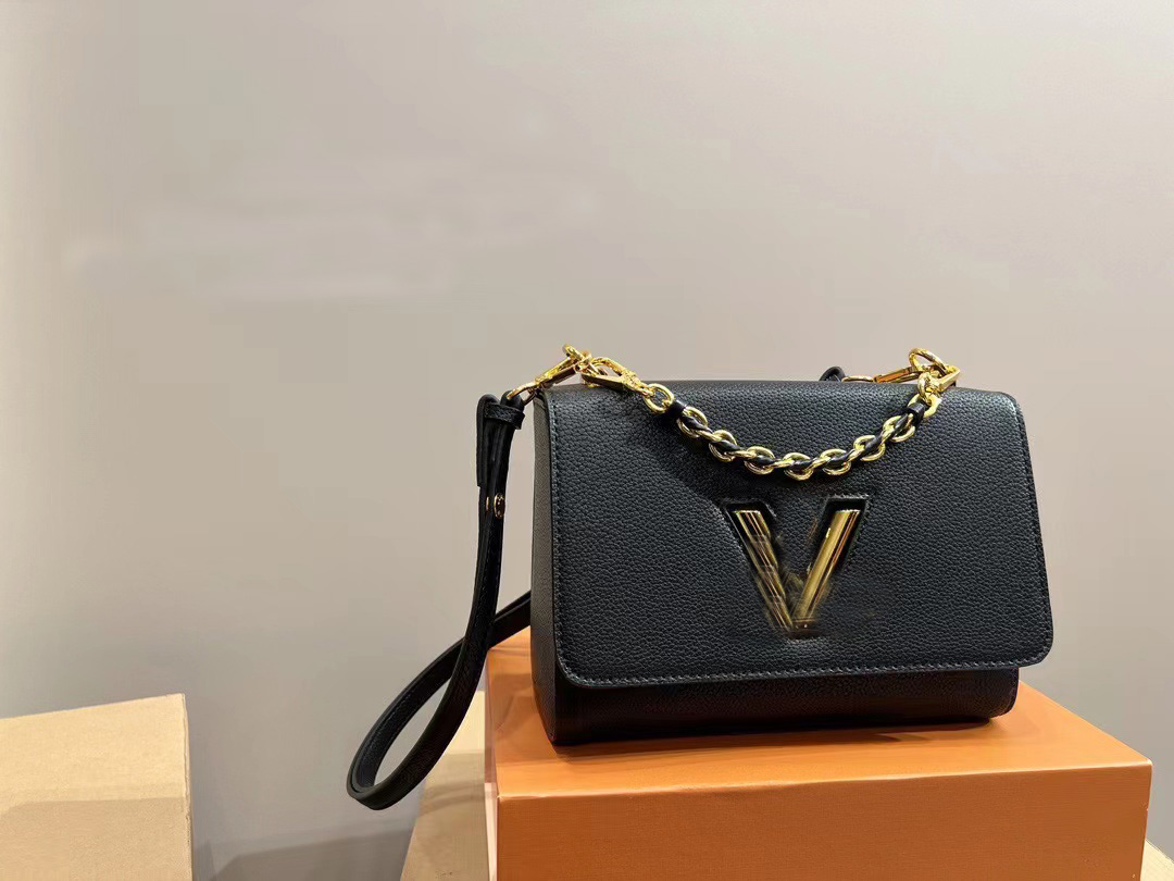 2023 women handbag twist Chain crossbody Bags totes Purses Mm size designer shoulder bag flap purse wallet alma bb bags
2023 women handbag twist Chain crossbody Bags totes Purses Mm size designer shoulder bag flap purse wallet alma bb bags