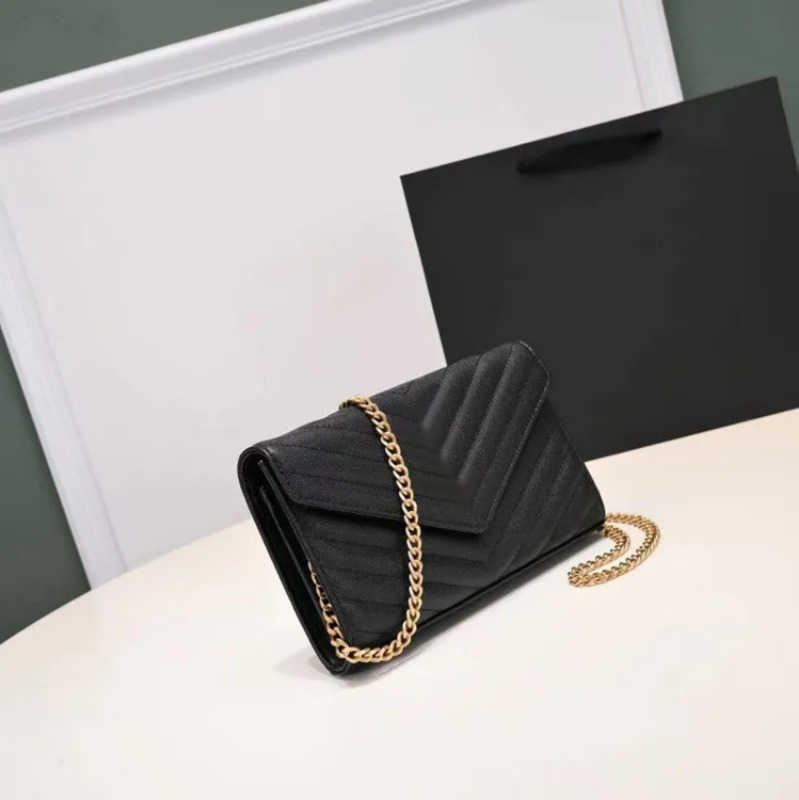 5A Fashion brand Designer Woman Bag Women Shoulder bag Handbag Purse Original Leather cross body bag chain shoulder bag, Red-gold;caviar
5A Fashion brand Designer Woman Bag Women Shoulder bag Handbag Purse Original Leather cross body bag chain shoulder bag, Red-gold;caviar