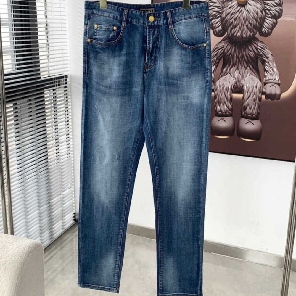 Mens loose jeanss vers designer pants business casual long medusa gold-plated button man sweatpants baggy jeans for men, Blue2
Mens loose jeanss vers designer pants business casual long medusa gold-plated button man sweatpants baggy jeans for men, Blue2