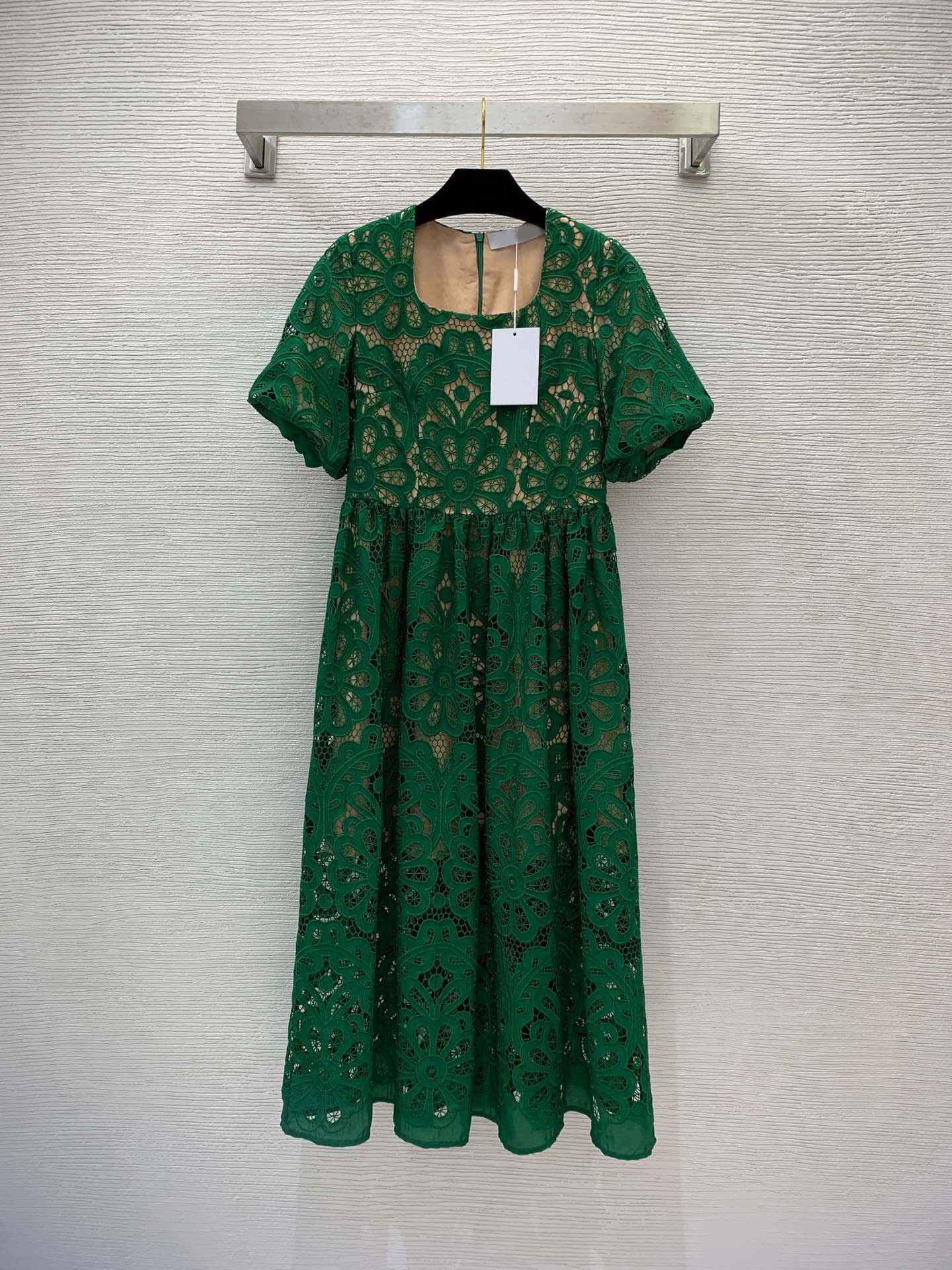 2023 Summer Green Floral Lace Panelled Dress Lantern Sleeve Square Neck Midi Casual Dresses B3W151751, Darkgreen
2023 Summer Green Floral Lace Panelled Dress Lantern Sleeve Square Neck Midi Casual Dresses B3W151751, Darkgreen