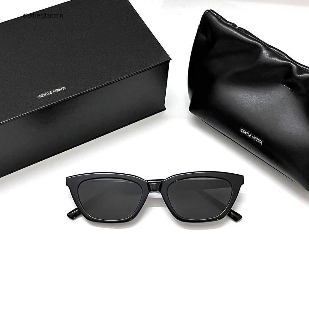 2023 Luxury Fashion Sunglasses Factory% 80 Retail New Gm Sunglass Men's and Women's Panels Fashionable Personalized Cat's Eye Small Frame Wang Jia'er the Same
2023 Luxury Fashion Sunglasses Factory% 80 Retail New Gm Sunglass Men's and Women's Panels Fashionable Personalized Cat's Eye Small Frame Wang Jia'er the Same