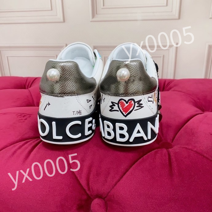 New Hot Luxurys Designers Women Men Runner casual shoes Runners sense retro Trainers black white sneakers jogging hiking Sneaker, 01
New Hot Luxurys Designers Women Men Runner casual shoes Runners sense retro Trainers black white sneakers jogging hiking Sneaker, 01