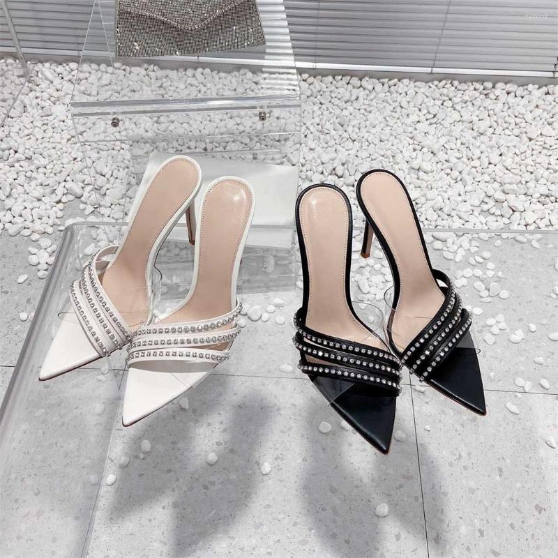 Slippers 2023 Summer Fashion Pointed Toe Women Shoes Concise Genuine Leather Crystal Decor Zapatos De Mujer Size 35-40, Picture shown
Slippers 2023 Summer Fashion Pointed Toe Women Shoes Concise Genuine Leather Crystal Decor Zapatos De Mujer Size 35-40, Picture shown