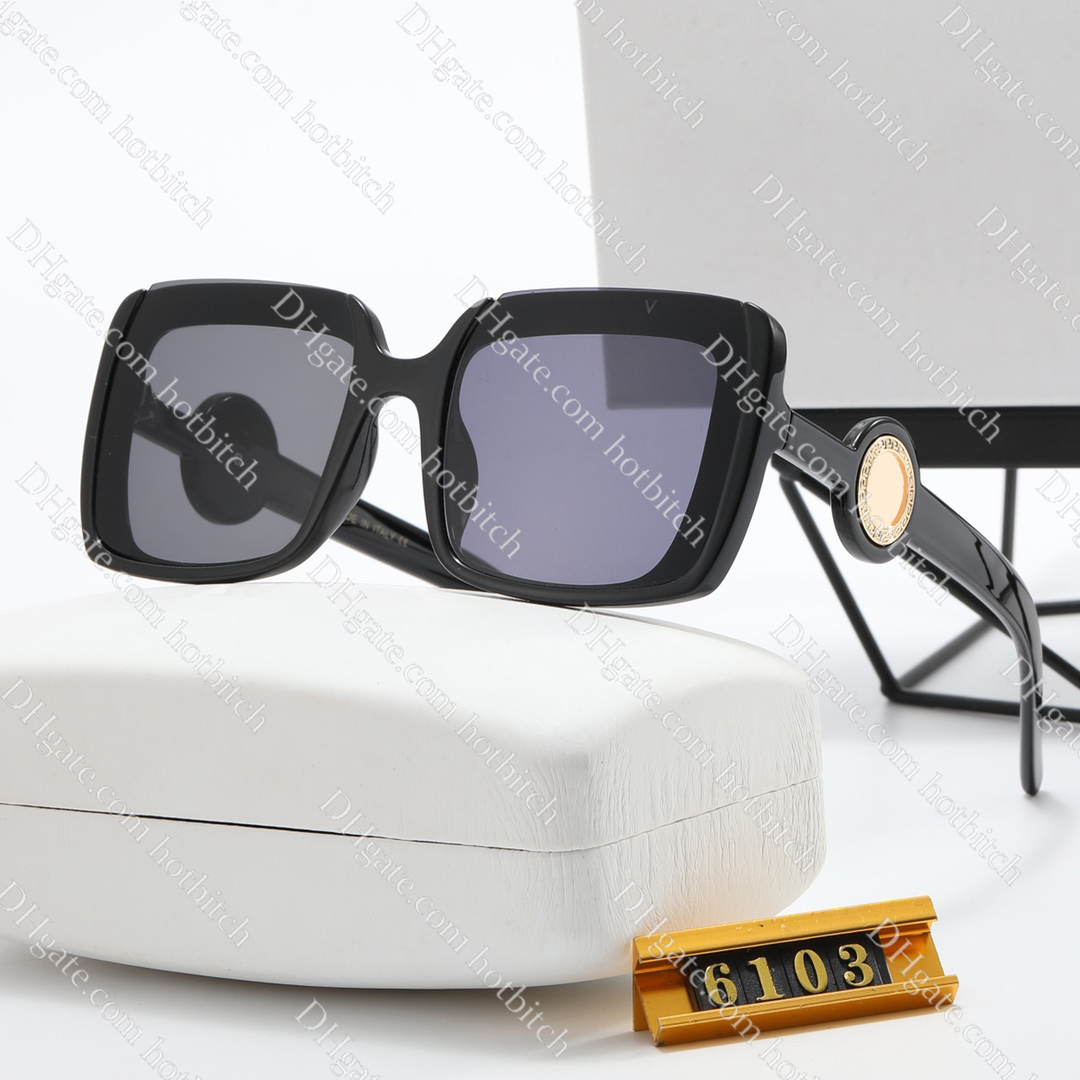Square Frame Sunglasses Designer Men Sunglasses Fashion Light Colored Lenses Glasses Outdoor Travel Sun Glasses