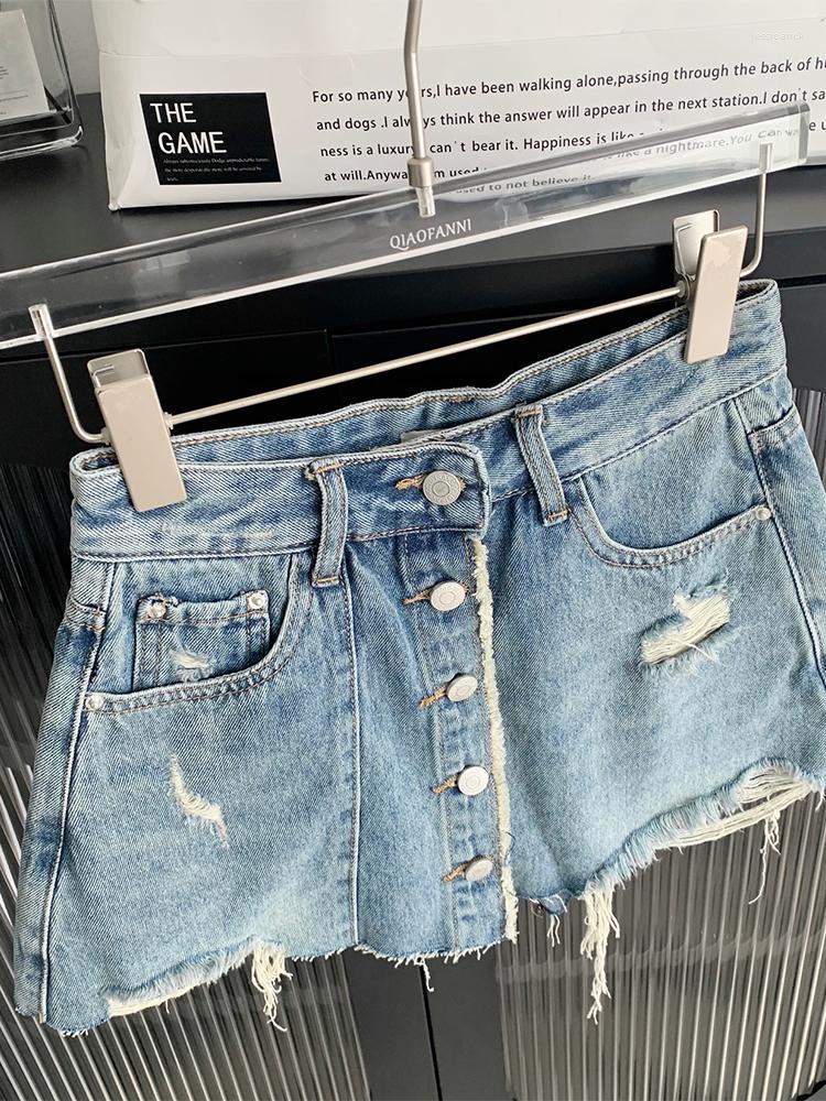 Women' Shorts Summer Women Korean Fashion Vintage Ripped Denim Gyaru Jean Pants Bottoms 2000s Aesthetic Y2k Streetwear Design Tide, Blue
Women' Shorts Summer Women Korean Fashion Vintage Ripped Denim Gyaru Jean Pants Bottoms 2000s Aesthetic Y2k Streetwear Design Tide, Blue