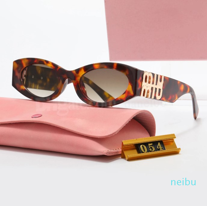 Wholesale-Designer Sunglasses for men women square Pilot Goggles Beach sun glasses classic eyewear Summer Leisure wild style 
Wholesale-Designer Sunglasses for men women square Pilot Goggles Beach sun glasses classic eyewear Summer Leisure wild style