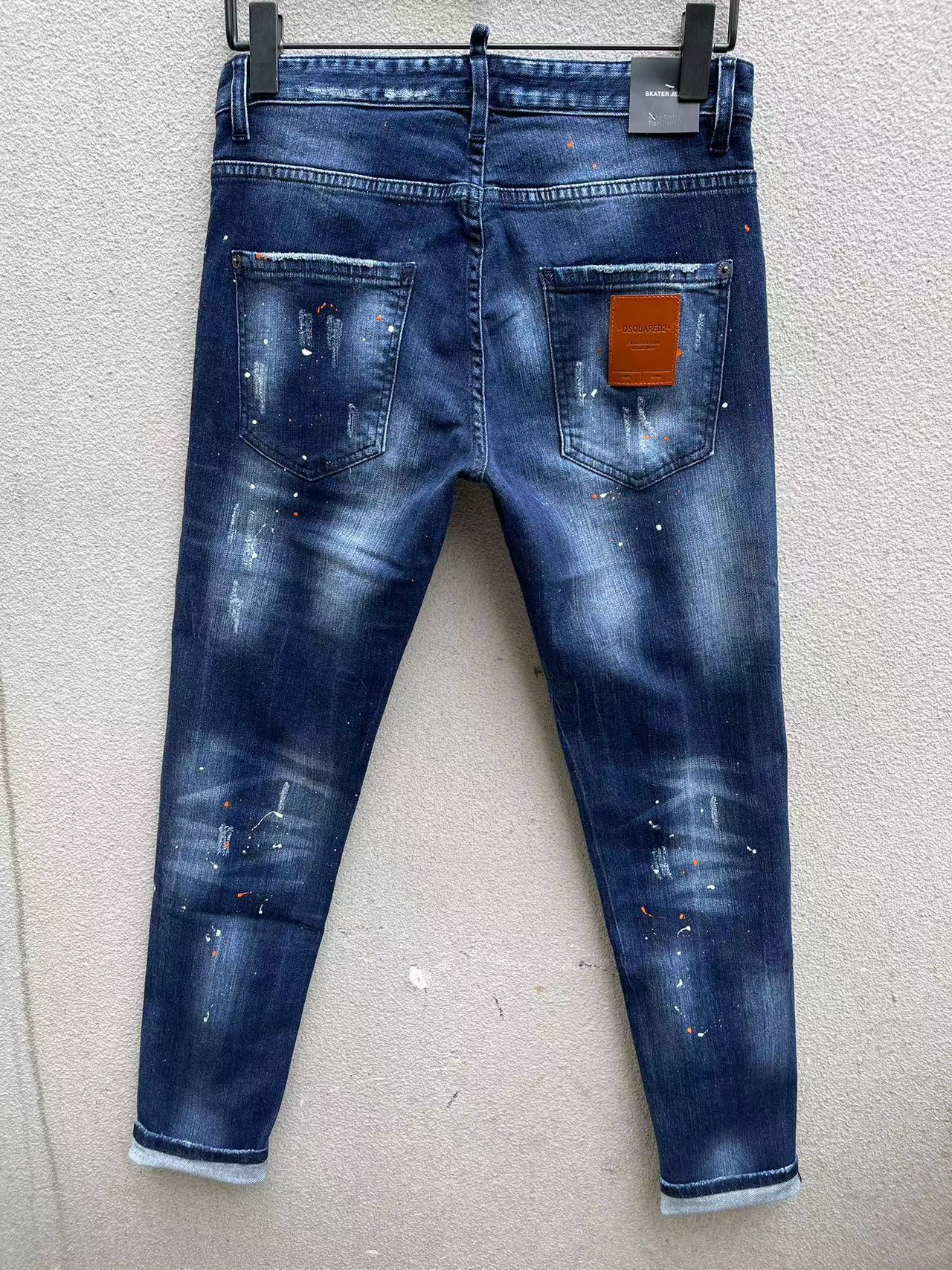 2023 D979 COOLGUY blue MAN JEANS fabric micro-elastic features high-grade washing zipper embroidery decoration small leather tag
2023 D979 COOLGUY blue MAN JEANS fabric micro-elastic features high-grade washing zipper embroidery decoration small leather tag