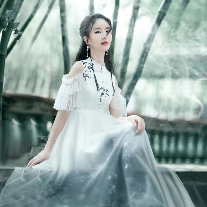 Vintage Literature and Art National Style Standing Neck Plate Buckle Mesh Gradient Print Dress Summer High Waist Slim Fit Slim Dress
Vintage Literature and Art National Style Standing Neck Plate Buckle Mesh Gradient Print Dress Summer High Waist Slim Fit Slim Dress