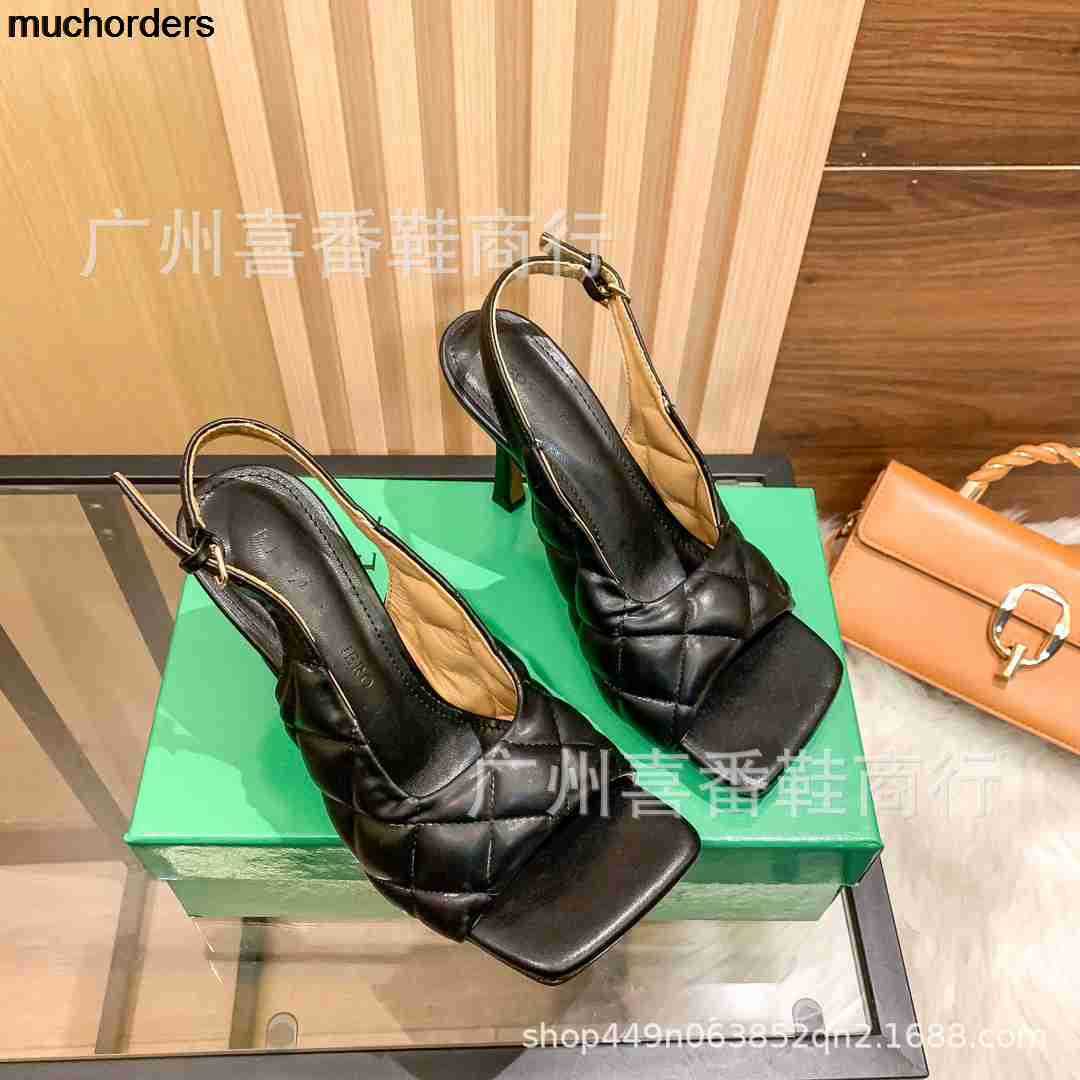 B Family Square Head High Heel Sandals with High Heels New Lingcha Embossed Women's Shoes for Spring/Summer 2023 Fashion, Nude
B Family Square Head High Heel Sandals with High Heels New Lingcha Embossed Women's Shoes for Spring/Summer 2023 Fashion, Nude