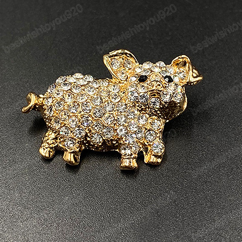Cartoon Pig Brooches Pin for Women Cute Rhinestone Crystal Little Pig Lapel Pin Backpack Animal Jewelry Gift