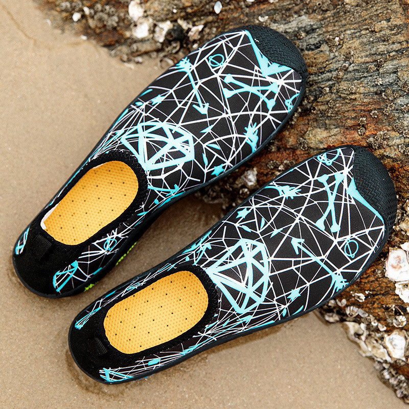 Swimming shoes couples outdoor wading beach shoes grey pink black and blue skin fitting snorkeling shoes, #4
Swimming shoes couples outdoor wading beach shoes grey pink black and blue skin fitting snorkeling shoes, #4