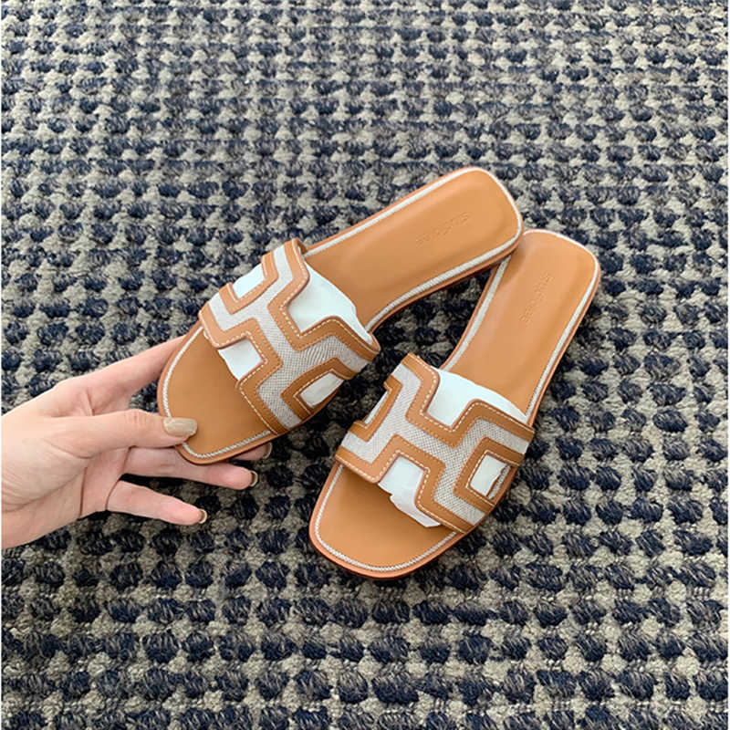 Factory wholesale H ermes slippers online store 2023 New Type Slippers Womens Summer Flat Bottom Wearing Fashion Contrast Color Outside Holi
Factory wholesale H ermes slippers online store 2023 New Type Slippers Womens Summer Flat Bottom Wearing Fashion Contrast Color Outside Holi