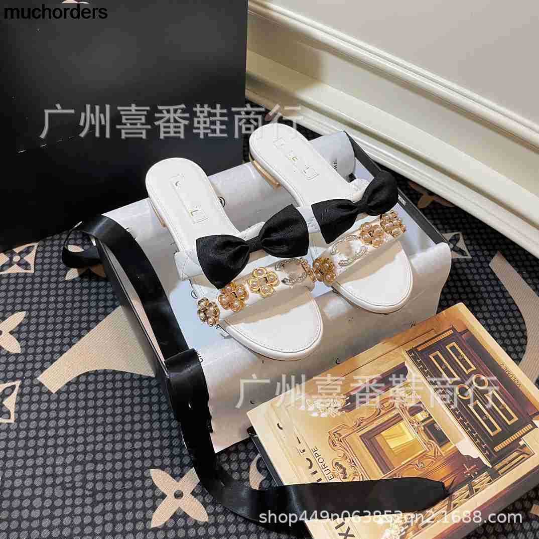 Xiaoxiangfeng Bowknot Metal Flat Bottom Slippers 2023 Spring Summer Fashion Trend Original Standard Light Luxury Series Women's Shoes, White clip toe
Xiaoxiangfeng Bowknot Metal Flat Bottom Slippers 2023 Spring Summer Fashion Trend Original Standard Light Luxury Series Women's Shoes, White clip toe