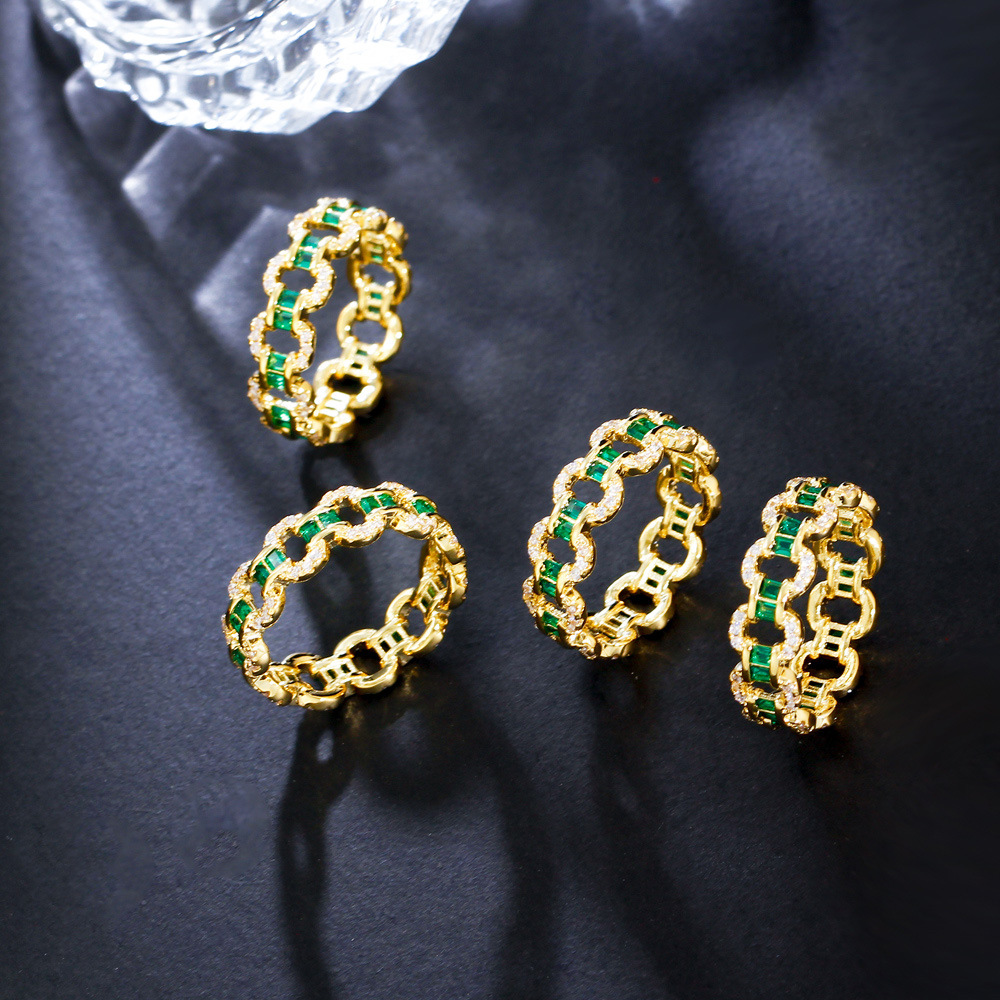 Ins Sparkling Wedding Rings Luxury Jewelry 18K Gold Fill Emerald CZ Diamond Top Sell Gemstones Party Women Eternity Engagement Band Ring For Lover Gif