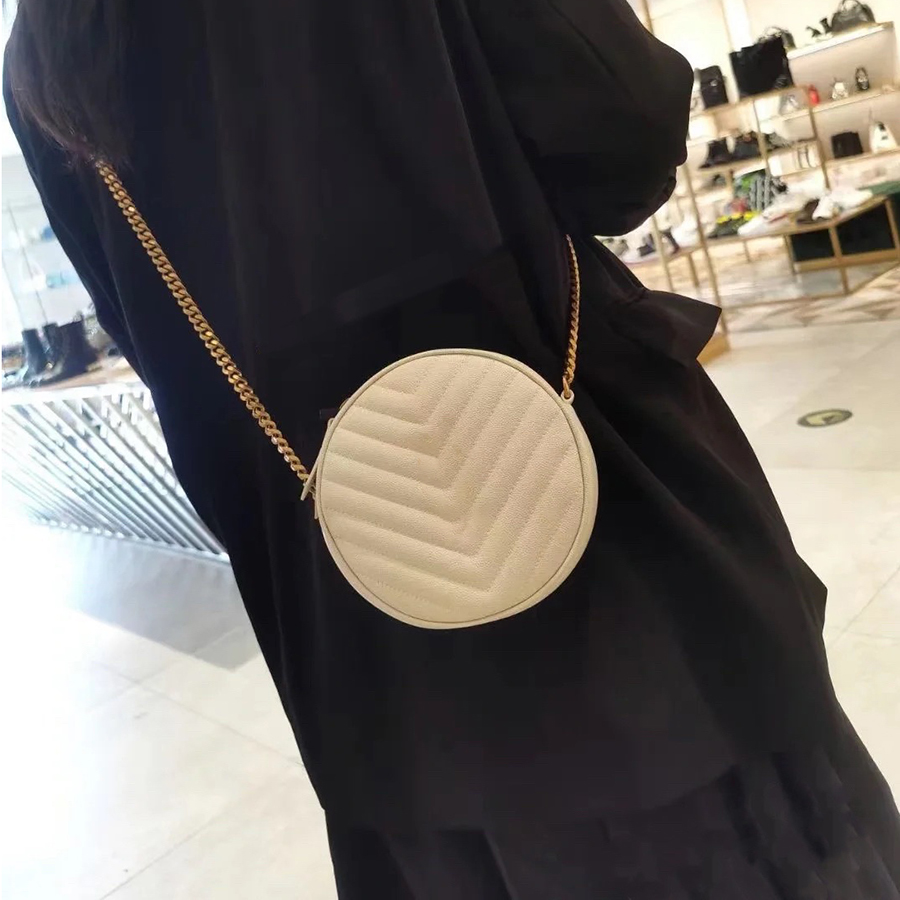 Designer Crossbody Bag Luxury Camera Chain Bag Genuine Leather Shoulder Bag 17CM High Imitation Lipstick Bag With Box ZY015
Designer Crossbody Bag Luxury Camera Chain Bag Genuine Leather Shoulder Bag 17CM High Imitation Lipstick Bag With Box ZY015