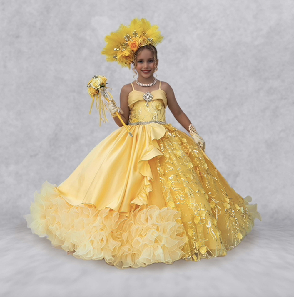 2023 Luxurious Lace Beaded Flower Girl Dresses Ball Gown Crystals Tiers Organza Tutu Lilttle Kids Birthday Pageant Weddding Gowns, Burgundy
2023 Luxurious Lace Beaded Flower Girl Dresses Ball Gown Crystals Tiers Organza Tutu Lilttle Kids Birthday Pageant Weddding Gowns, Burgundy