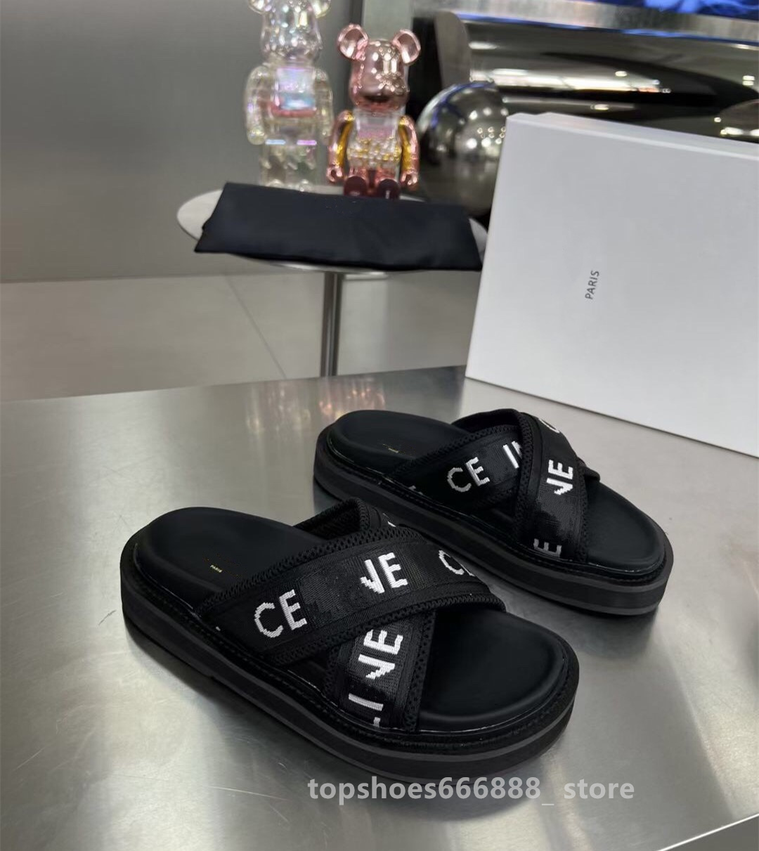 2023 Summer Luxury designer celinn slippers Flat Thick Bottom Open Toe Slide Women Soft Genuine Leather Cross Band Sandals Outdoor Comfort Vacation Shoes, F2 high quality
2023 Summer Luxury designer celinn slippers Flat Thick Bottom Open Toe Slide Women Soft Genuine Leather Cross Band Sandals Outdoor Comfort Vacation Shoes, F2 high quality