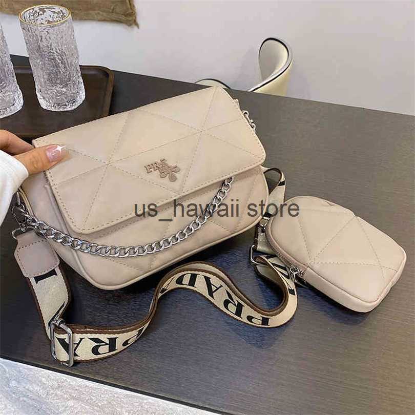 Evening Bags Cheap Purses 70% Off Super Fengxiang Lock Chain Single Shoulder Oblique Span Net Red Small Square Bag T230228, Gray
Evening Bags Cheap Purses 70% Off Super Fengxiang Lock Chain Single Shoulder Oblique Span Net Red Small Square Bag T230228, Gray