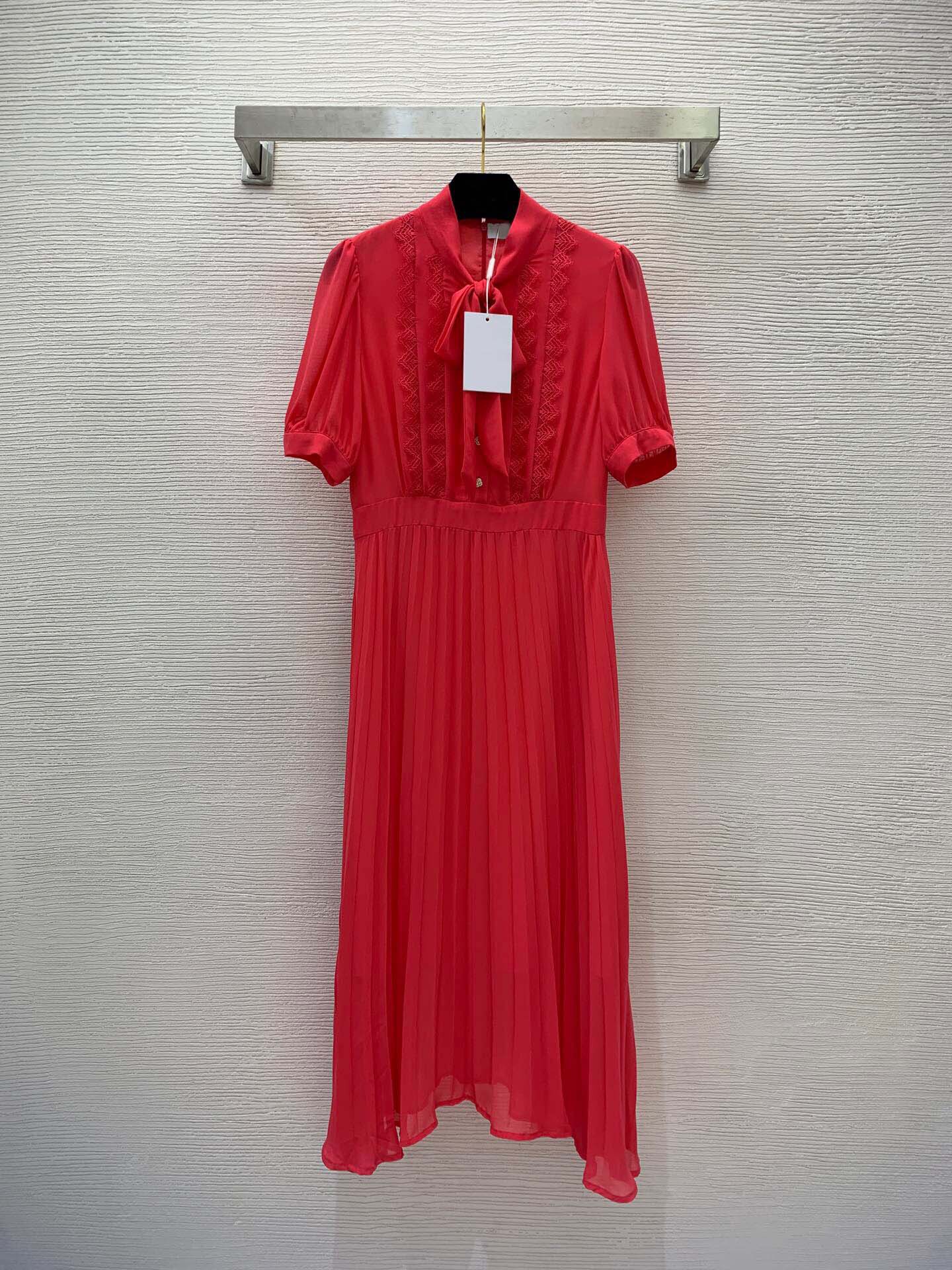 2023 Summer Green Solid Color Ribbon Tie Bow Dress Short Sleeve Round Neck Pleated Midi Casual Dresses B3W151751, Photocolor
2023 Summer Green Solid Color Ribbon Tie Bow Dress Short Sleeve Round Neck Pleated Midi Casual Dresses B3W151751, Photocolor