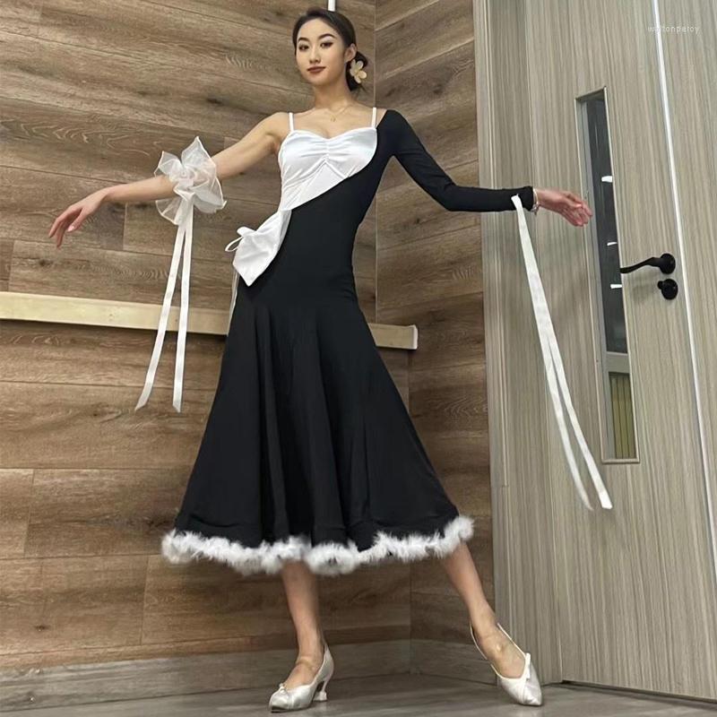 Stage Wear Ballroom Dance Competition Dresses For Women Black White Single Sleeved Practice Clothes Waltz Modern DN14724 
Stage Wear Ballroom Dance Competition Dresses For Women Black White Single Sleeved Practice Clothes Waltz Modern DN14724