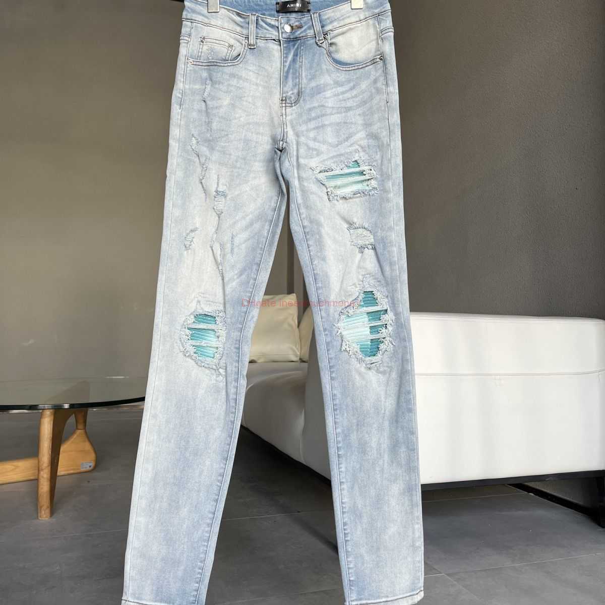 Designer Clothing Amires Jeans Denim Pants Amies 2023 New Light Blue Wash Water Bright Blue Patch Hole Breaking Elastic Slim Fit Small Feet i Denim Pants for Men Distre
Designer Clothing Amires Jeans Denim Pants Amies 2023 New Light Blue Wash Water Bright Blue Patch Hole Breaking Elastic Slim Fit Small Feet i Denim Pants for Men Distre