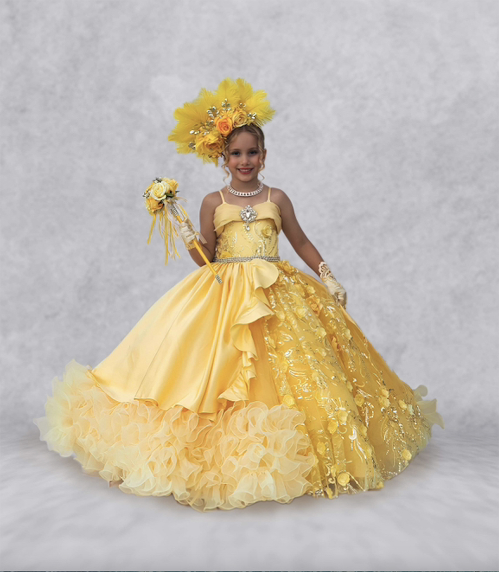 Yellow Lace vestidos de Flower Girls' Quinceanera Dresses 2023 Princess Spaghetti Strps Plus Size Sweet 15 Long Prom Gowns, Fuchsia
Yellow Lace vestidos de Flower Girls' Quinceanera Dresses 2023 Princess Spaghetti Strps Plus Size Sweet 15 Long Prom Gowns, Fuchsia