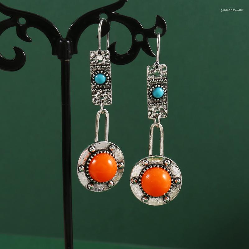Dangle Earrings Bohemian Coral Color Stone Vintage Metal Carved Pattern Handmade Drop For Women Engagement Party Jewelry
Dangle Earrings Bohemian Coral Color Stone Vintage Metal Carved Pattern Handmade Drop For Women Engagement Party Jewelry