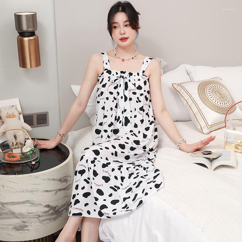 Women's Sleepwear Nightgown Print Dairy Cow Sling Long Night Dress Cotton Home Clothes Bow Sleepdress Homewear Women Loose Loungewear, Creamy purple
Women's Sleepwear Nightgown Print Dairy Cow Sling Long Night Dress Cotton Home Clothes Bow Sleepdress Homewear Women Loose Loungewear, Creamy purple