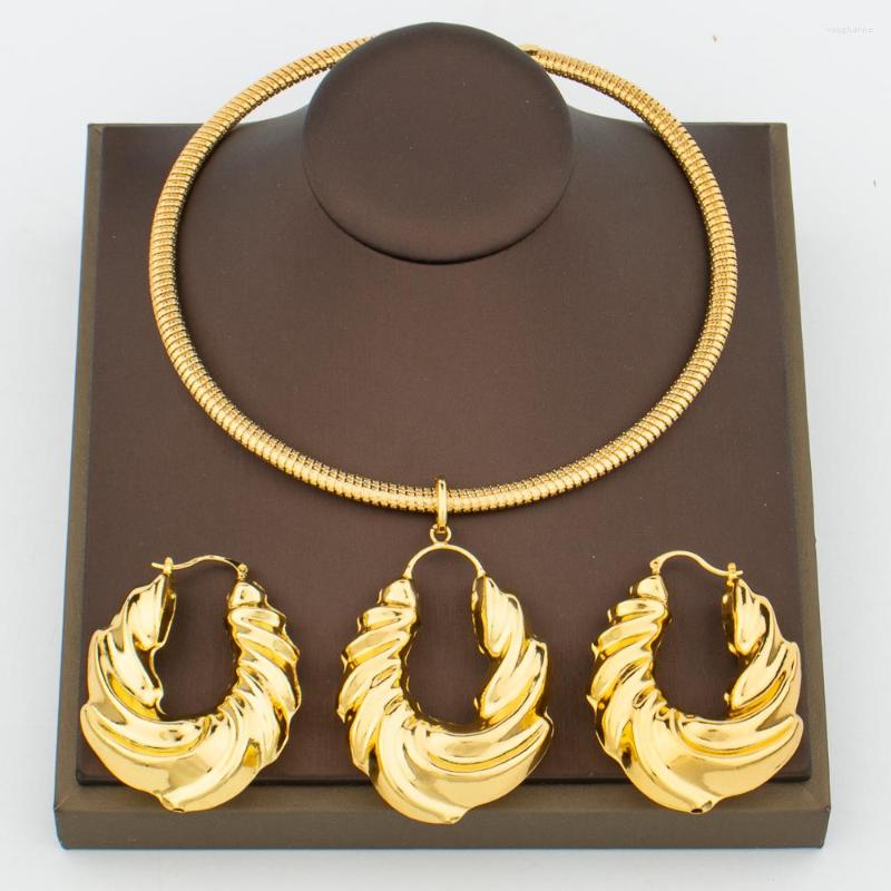 Necklace Earrings Set Hoop And Pendant Jewelry African Gold Color Women Fashion For Engagement Party Gifts Daily Accessory, Picture shown
Necklace Earrings Set Hoop And Pendant Jewelry African Gold Color Women Fashion For Engagement Party Gifts Daily Accessory, Picture shown