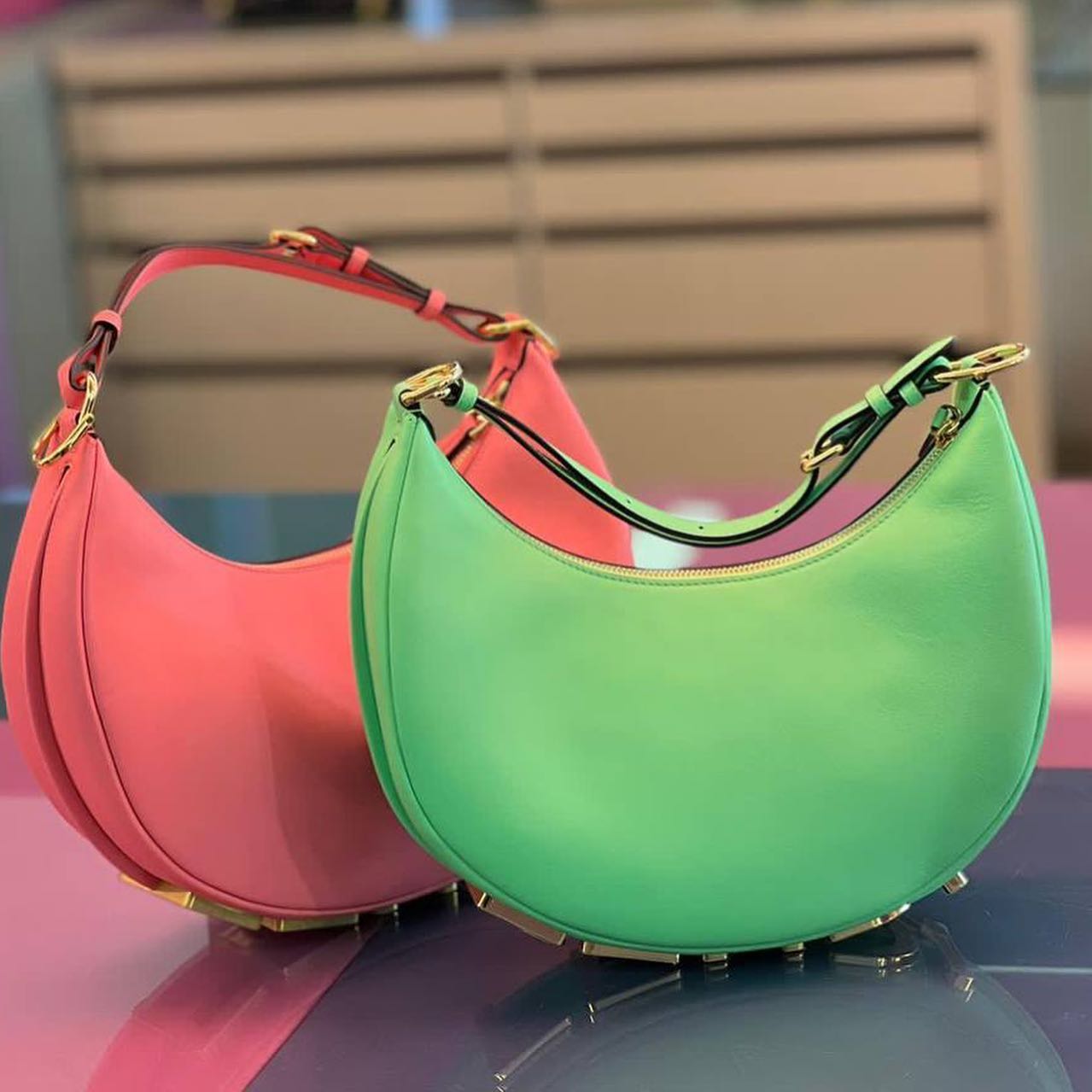 womens 2size Genuine Leather underarm Bag Luxury Handbags Designer Clutch bags mens pochette cross Body tote bag high quality travel wallet Shoulder half moon bags, Pink
womens 2size Genuine Leather underarm Bag Luxury Handbags Designer Clutch bags mens pochette cross Body tote bag high quality travel wallet Shoulder half moon bags, Pink