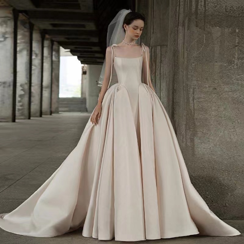 Elegant Beaded Wedding Dresses Mermaid With Detachable strap Ivory Satin Bride Dress Chapel Train Lace Applique Plus Size Bridal Gowns