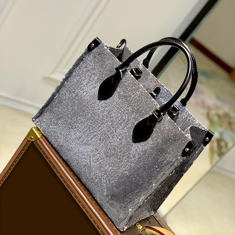 Luxury Designer Shopping Bag 35cm Medium Shoulder Bag 10A Coated Canvas Tote Bag Cowhide Handbag With Box L004I, M45321
Luxury Designer Shopping Bag 35cm Medium Shoulder Bag 10A Coated Canvas Tote Bag Cowhide Handbag With Box L004I, M45321