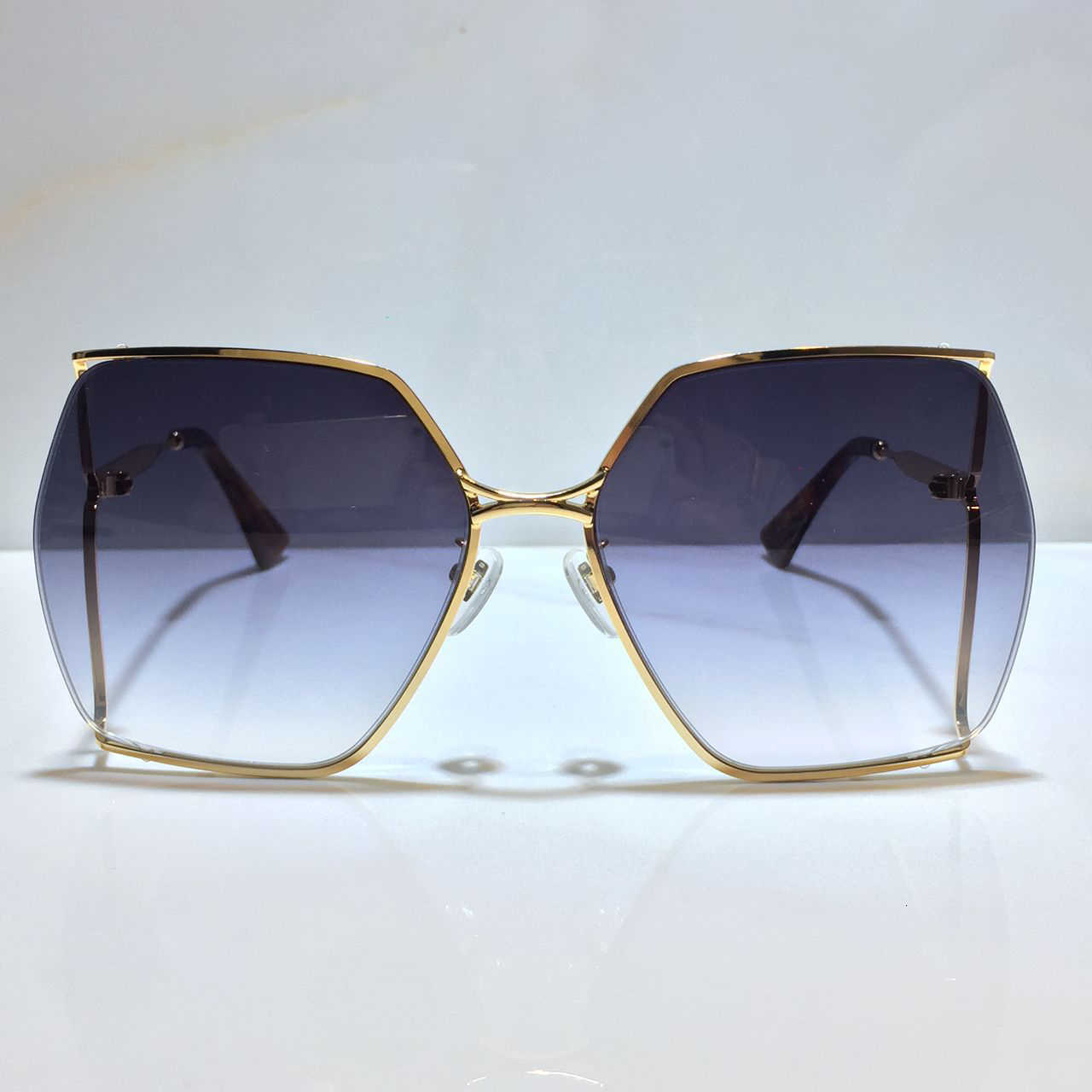 Sunglasses Designer Luxury Summer Brand Eyewear Fashion Outdoor Sports Classic Driving Various Style Unisex with Box for Women Metal and Plank Frame Eye Glasses Uv P
Sunglasses Designer Luxury Summer Brand Eyewear Fashion Outdoor Sports Classic Driving Various Style Unisex with Box for Women Metal and Plank Frame Eye Glasses Uv P