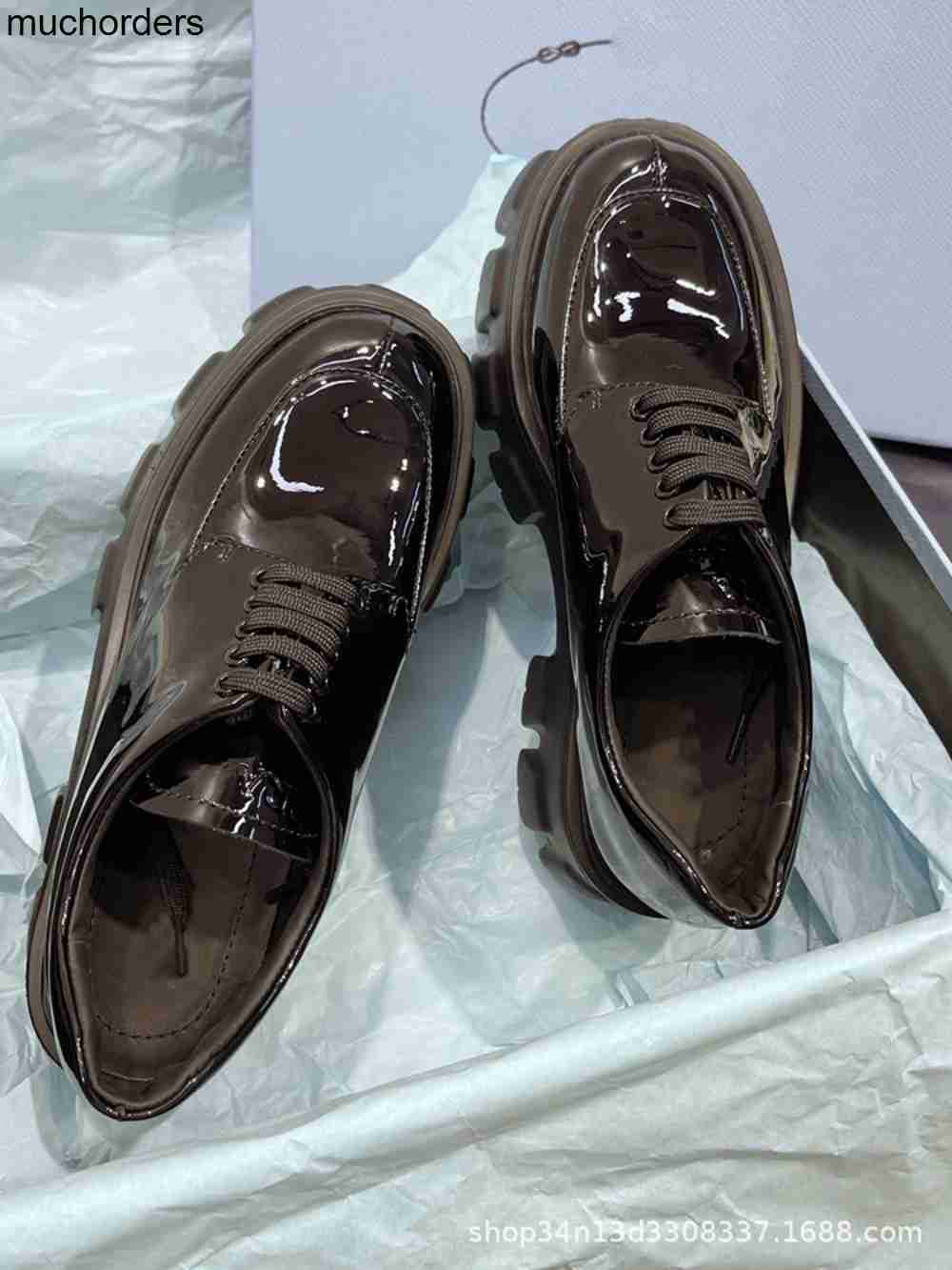 High edition P family's three corner standard Lefu shoes women's patent leather spring and autumn single shoes British style one foot thick sole small leather shoes, Black patent leather
High edition P family's three corner standard Lefu shoes women's patent leather spring and autumn single shoes British style one foot thick sole small leather shoes, Black patent leather
