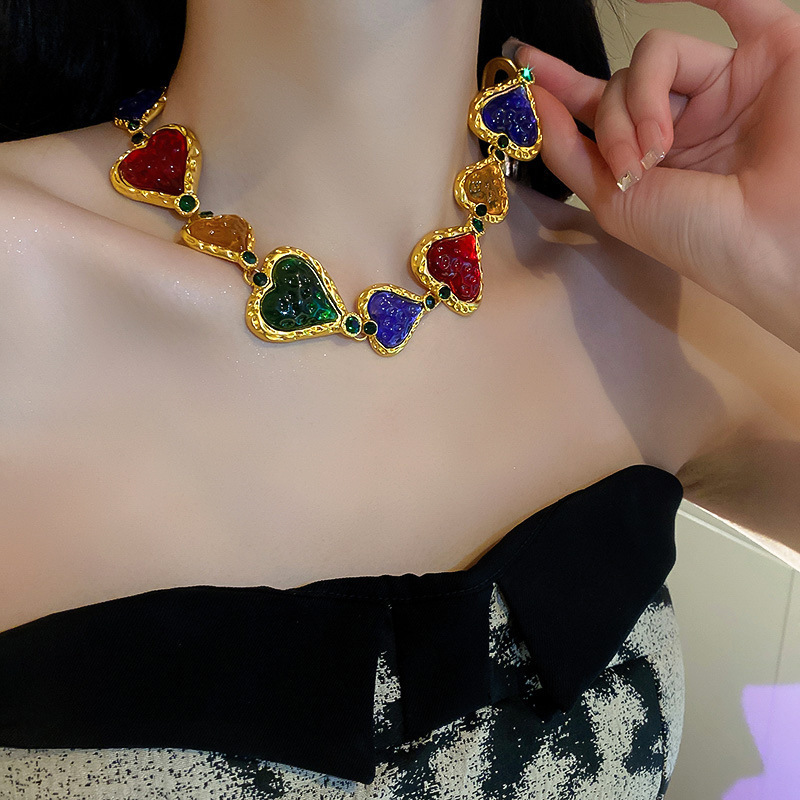 Chokers Punk Colorful Resin Love Heart Beads Choker Necklace Statement Girlfriend Gift Gold Color Vintage Jewelry Collier Femme 23