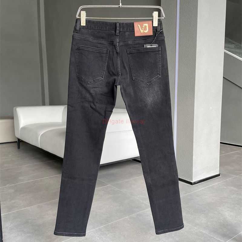 Designer Clothing Amires Jeans Denim Pants Amies 2022 Autumn New Premium Jeans Mens Trendy Slim Fit Feet Made Old Wash Water Micro Elastic Pants Distressed Ripped Ski, Dark gray
Designer Clothing Amires Jeans Denim Pants Amies 2022 Autumn New Premium Jeans Mens Trendy Slim Fit Feet Made Old Wash Water Micro Elastic Pants Distressed Ripped Ski, Dark gray