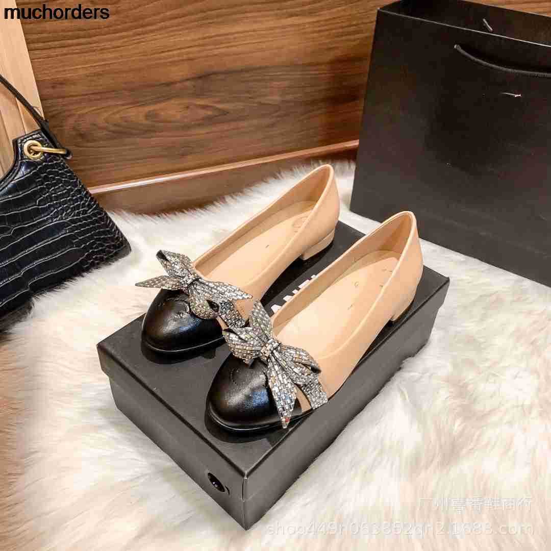 Xiaoxiang Fengshui Diamond Shallow Mouth Single Shoes Ballet Dance Shoes Spring/Summer 2023 New Color Matching Series Original Standard Flat Sole Women's Shoes, Blue
Xiaoxiang Fengshui Diamond Shallow Mouth Single Shoes Ballet Dance Shoes Spring/Summer 2023 New Color Matching Series Original Standard Flat Sole Women's Shoes, Blue