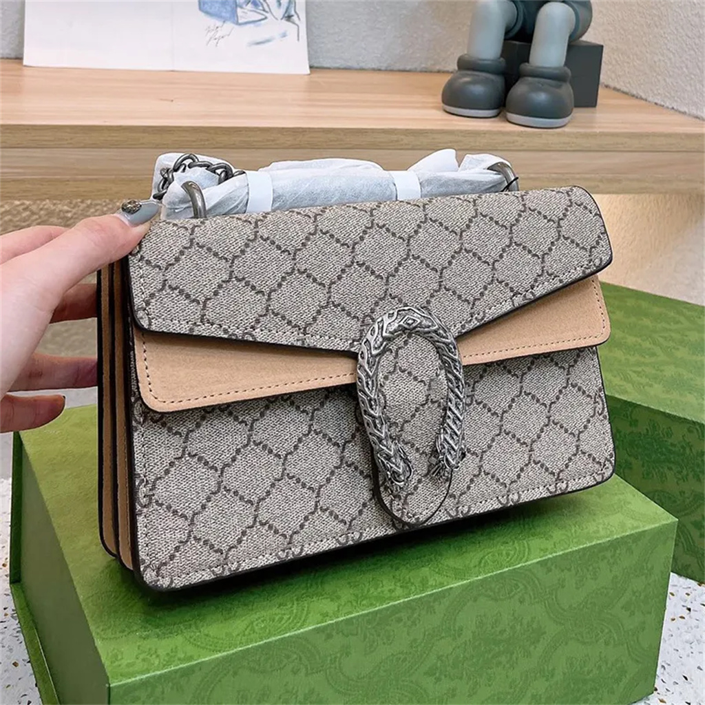 Hot Designer Bag Fashion Handbag Women Purse Classic Crossbody Printing Letter Shoulder Bag Luxury Hand Bags Brand Messenger Chain Handbags Wallet Size 29cm 25cm, Beige
Hot Designer Bag Fashion Handbag Women Purse Classic Crossbody Printing Letter Shoulder Bag Luxury Hand Bags Brand Messenger Chain Handbags Wallet Size 29cm 25cm, Beige
