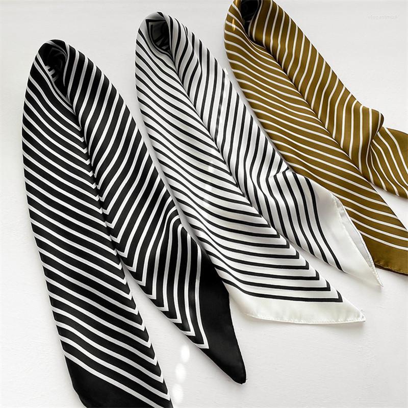 Scarves 2023 Design Fashion Square Silk Scarf Women Hairband Printed Small Satin Shawls Foulard Neckerchief Female Headbands Bandana
Scarves 2023 Design Fashion Square Silk Scarf Women Hairband Printed Small Satin Shawls Foulard Neckerchief Female Headbands Bandana
