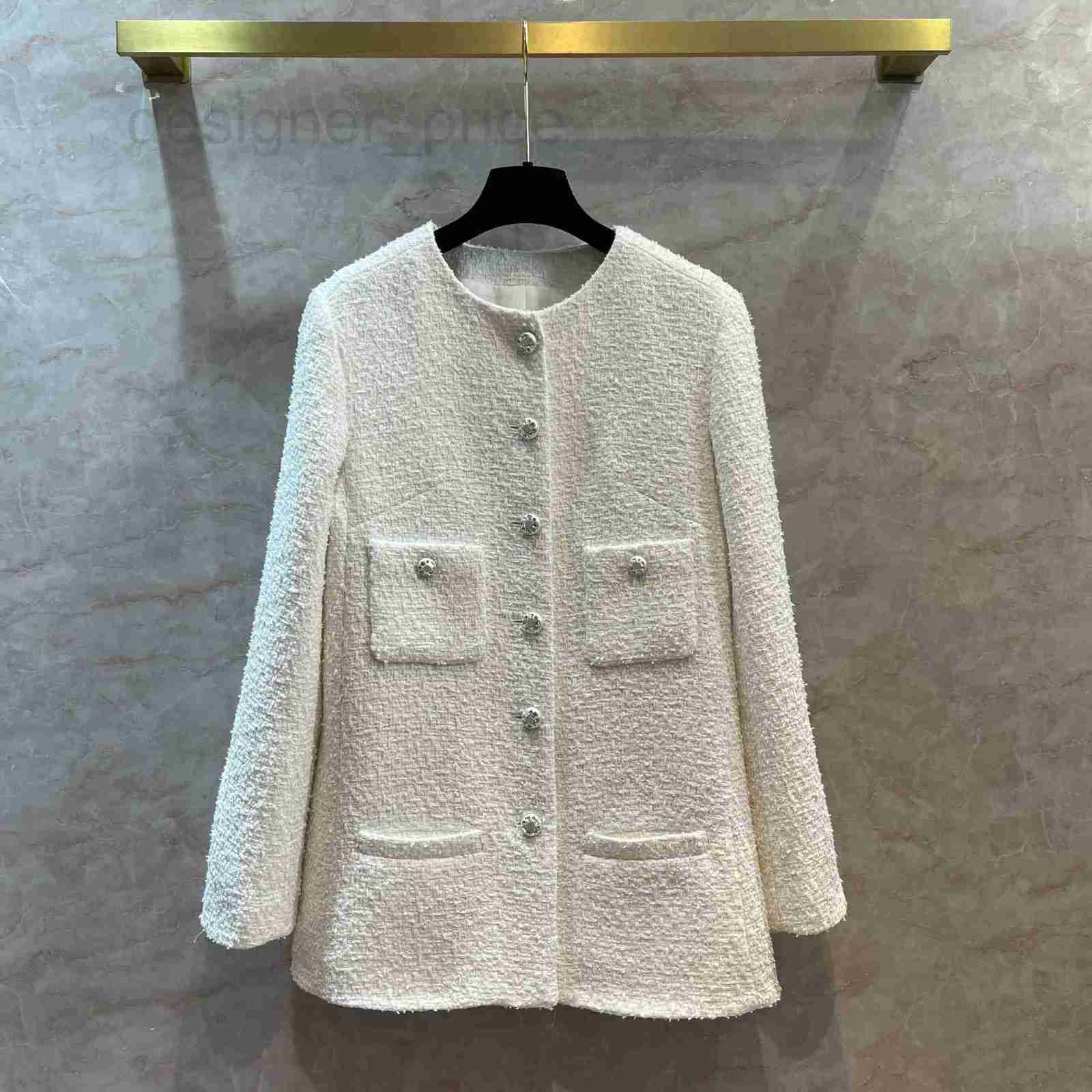 Women' Jackets designer High quality French woven tweed coat, medium length, women chic foreign flavor, white top dress JWBG
Women' Jackets designer High quality French woven tweed coat, medium length, women chic foreign flavor, white top dress JWBG