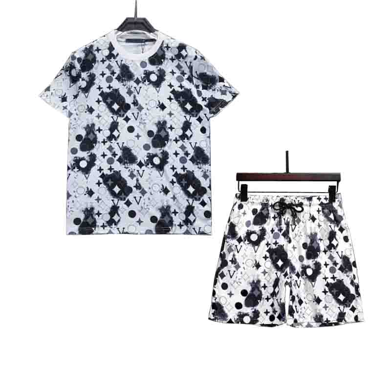 Women Tracksuit Letters Embroidery Summer Men Design Short Sleeve Sport Pants Pullover Jogger Casual Suits O-Neck Sportsuit
Women Tracksuit Letters Embroidery Summer Men Design Short Sleeve Sport Pants Pullover Jogger Casual Suits O-Neck Sportsuit