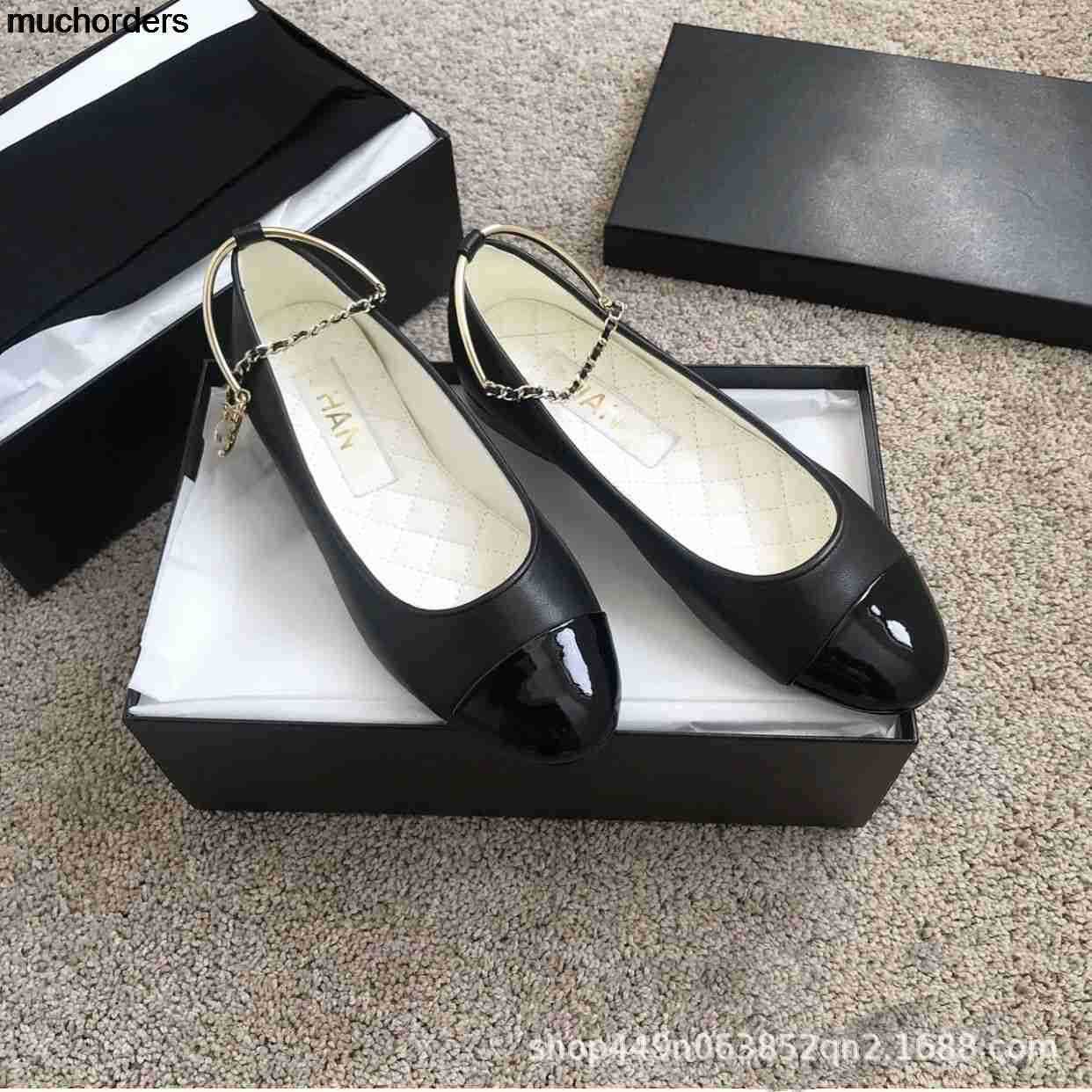 Xiaoxiang shallow mouth ballet shoes summer 2022 new metal buckle chain strap with skirt color matching women's shoes, Apricot
Xiaoxiang shallow mouth ballet shoes summer 2022 new metal buckle chain strap with skirt color matching women's shoes, Apricot