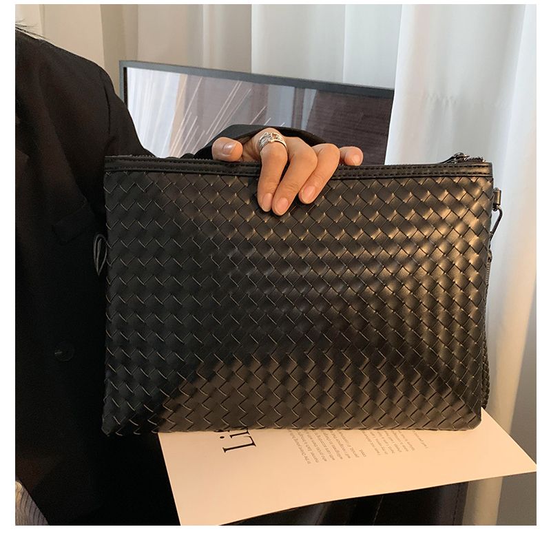purse Designer man Handbag waist bags Clutch weave Casual Mens Fashion envelope bag large multiple pockets inside hidden zipper pocket dicky0750