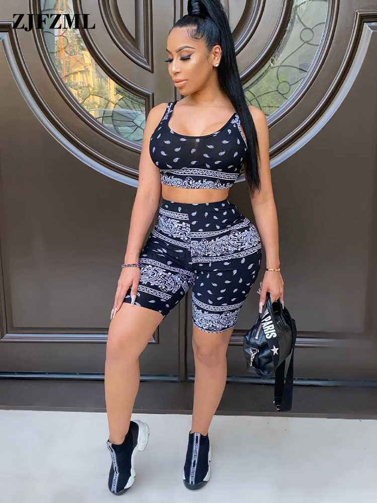 Women's Tracksuits Vintage Loungewear Co-ord Outfits for Women Paisley Bandanna Print Tank Top and Skinny Sport Short Active Wear Two Piece Suits Y23, Red
Women's Tracksuits Vintage Loungewear Co-ord Outfits for Women Paisley Bandanna Print Tank Top and Skinny Sport Short Active Wear Two Piece Suits Y23, Red